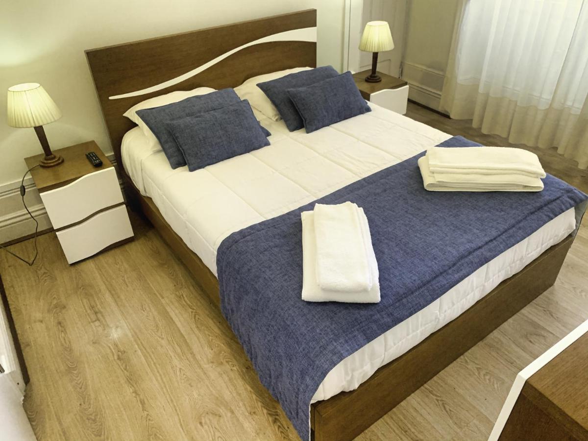 Guesthouse Tricana De อาเวโร ภายนอก รูปภาพ